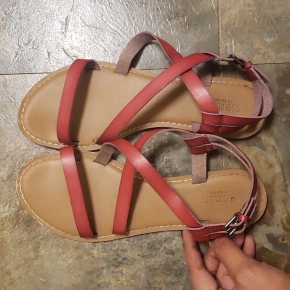 Old Navy Vegan Leather Double Buckle Strap Sandals - Picture 1 of 5
